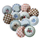 12 assiettes à dessert anciennes dépareillées 