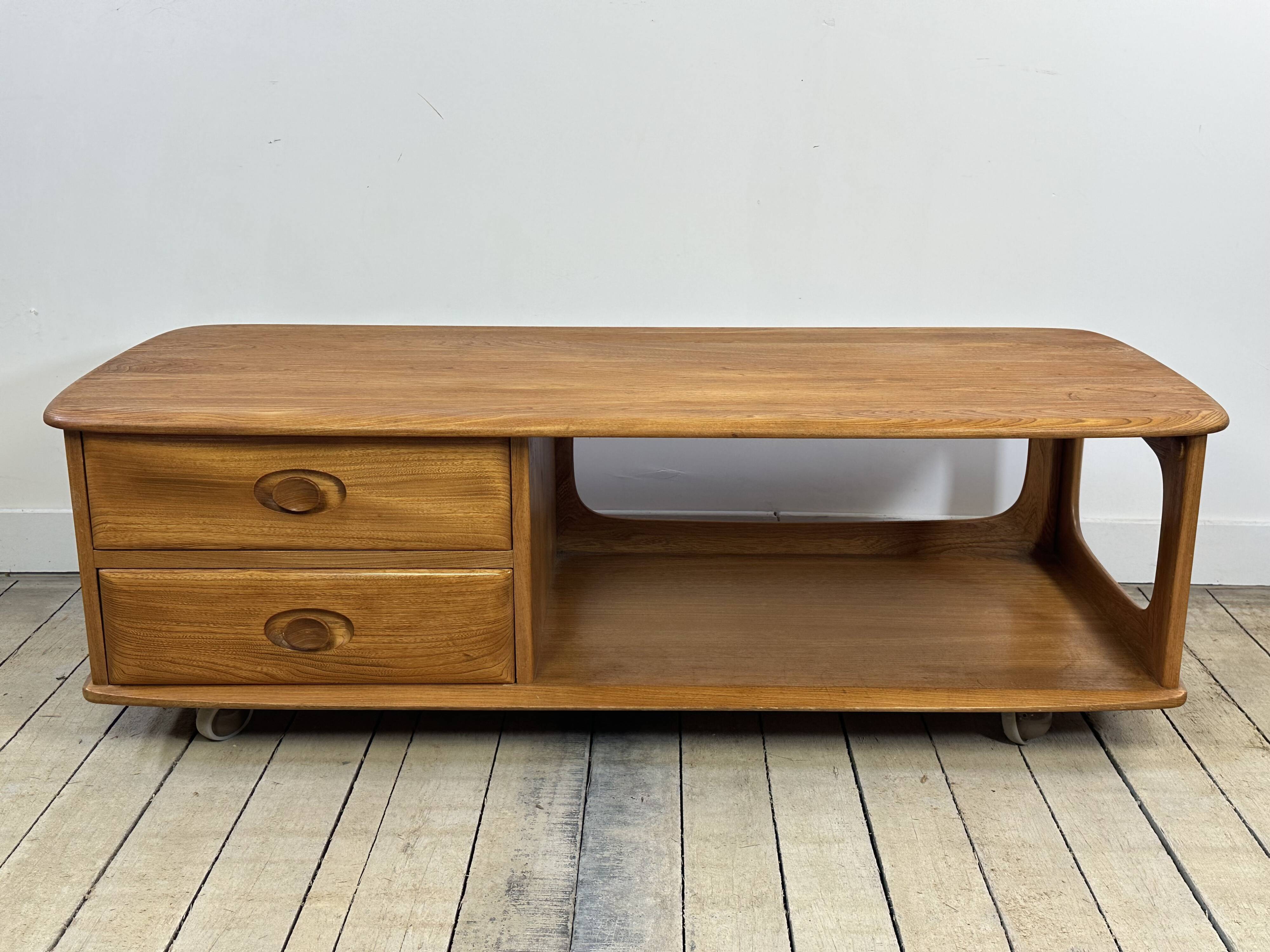Coffee table / storage unit in solid elm ERCOL Minerva 1980s