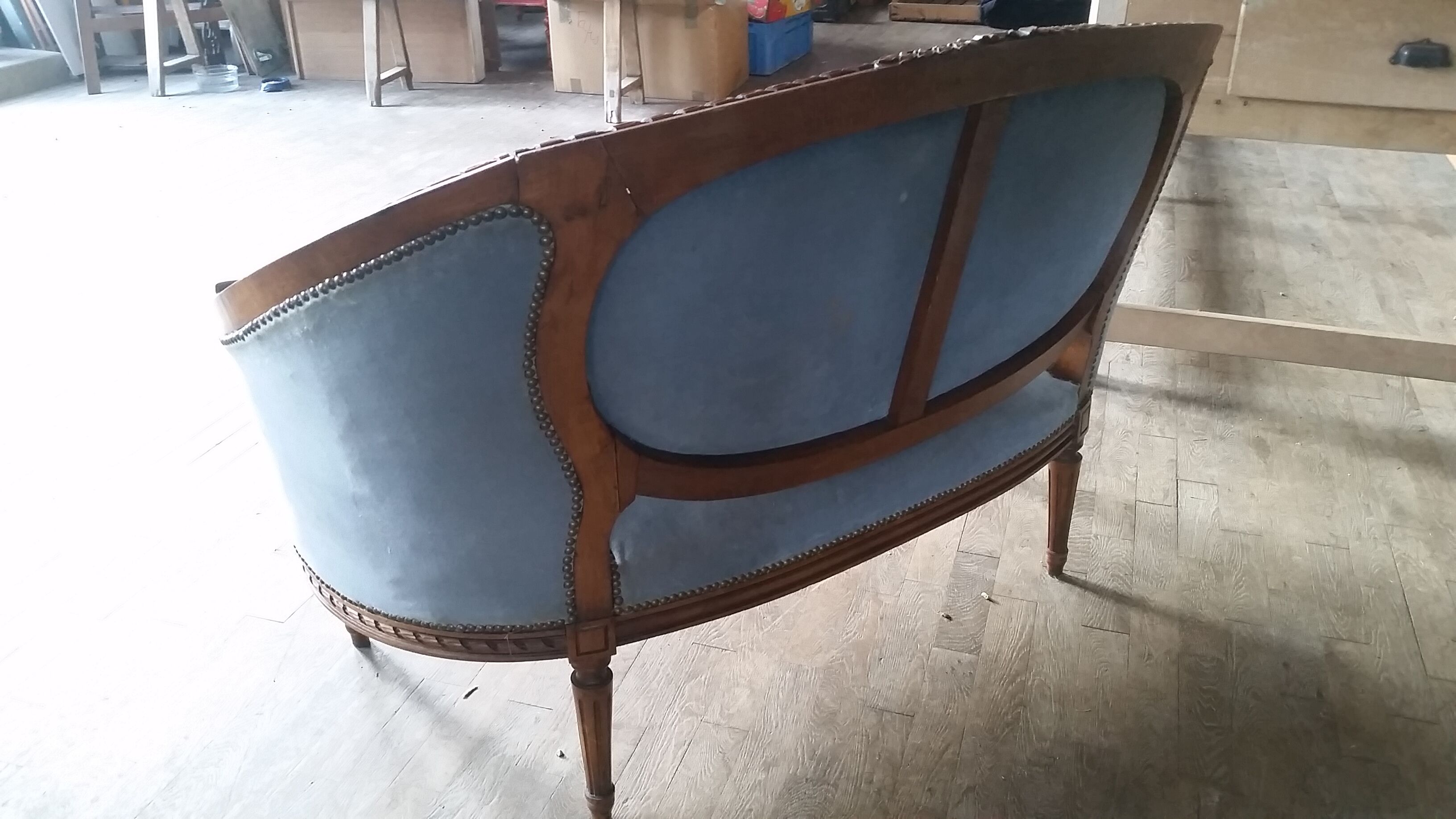 Louis XVI curved bench