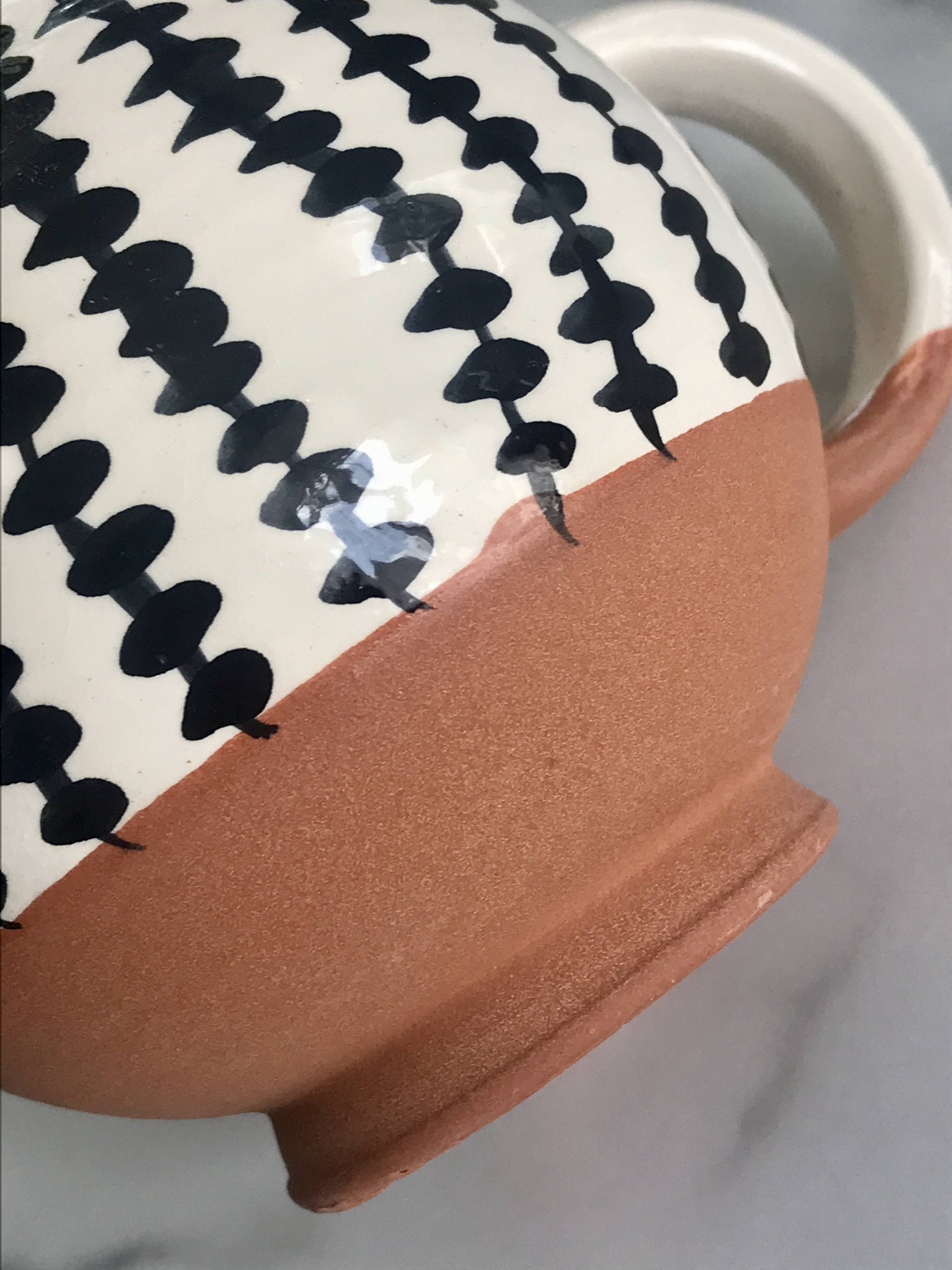 Small terracotta vase with handle, Safi