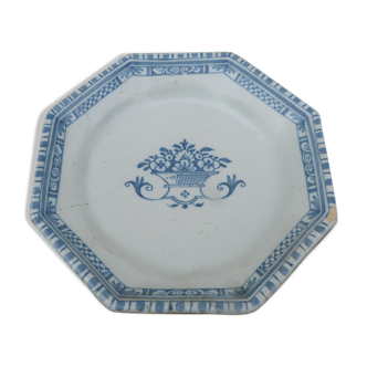 Plate XVIII em in faience of Rouen blue on white