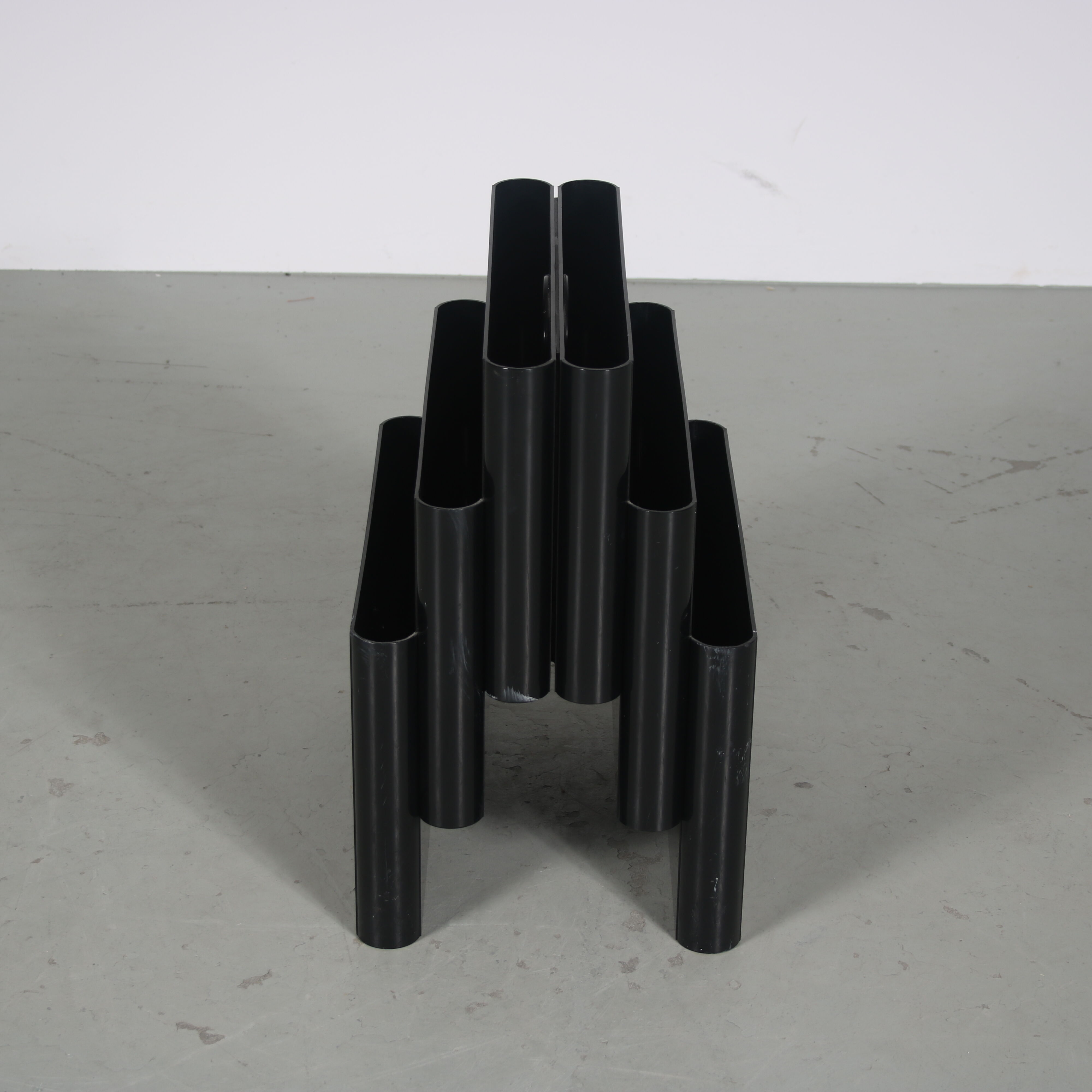 1960s Magazine rack by Giotto Stoppino for Kartell, Italy