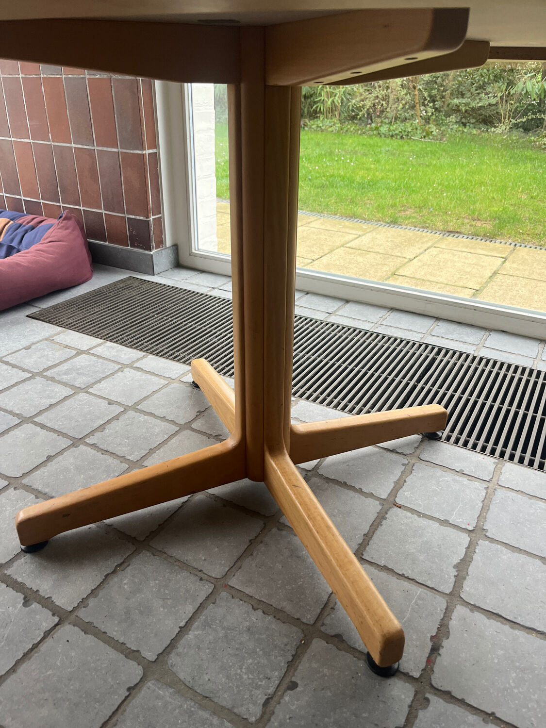 Round table Ø 120 cm by Bruno Rey for Kusch+Co – Made in Germany