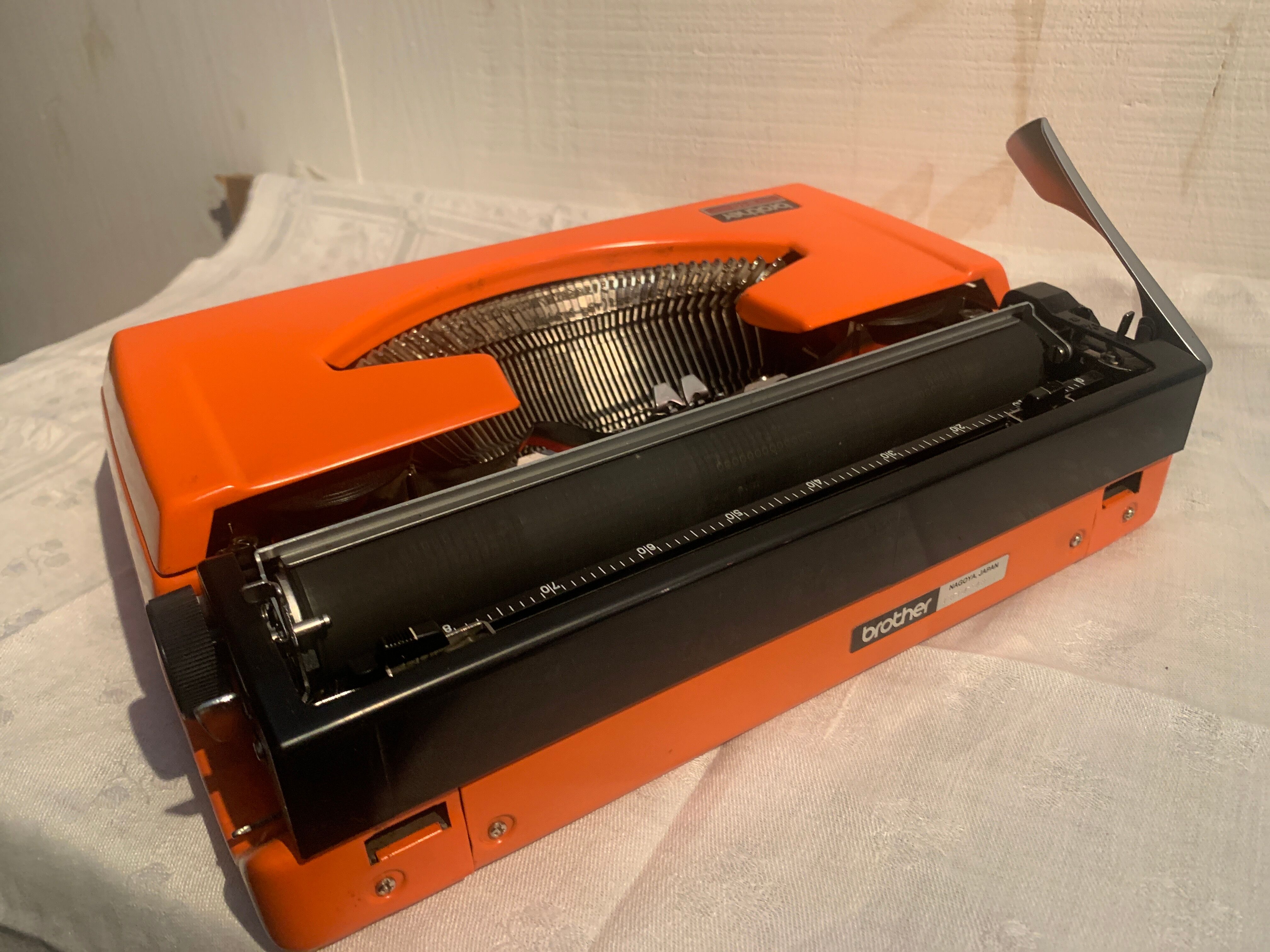 Portable typewriter