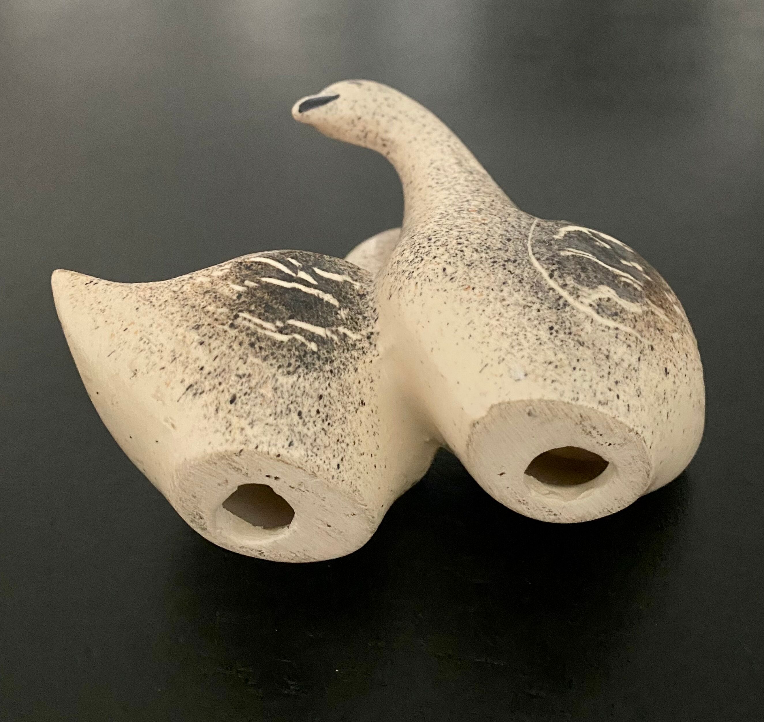 Duo goose-shaped goose and pepper shaker in ceramic
