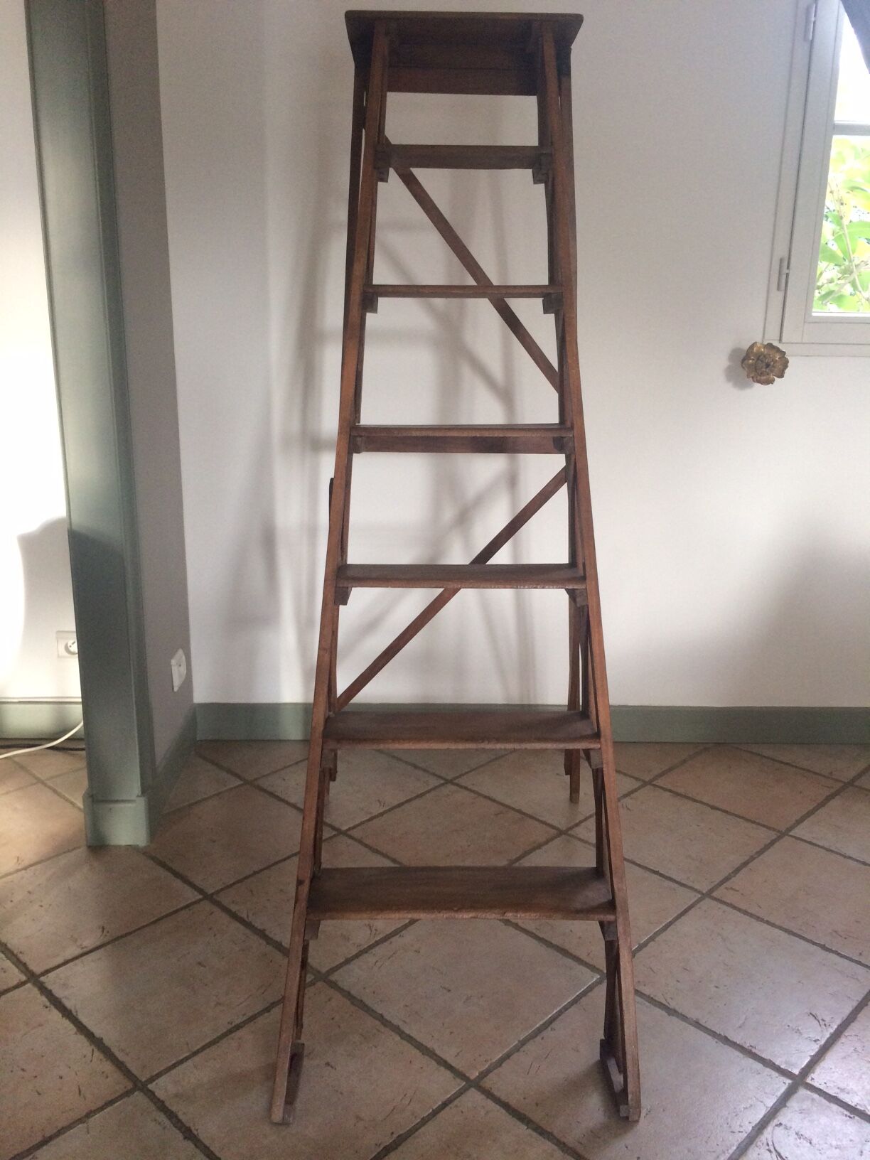 Ancient stepladder
