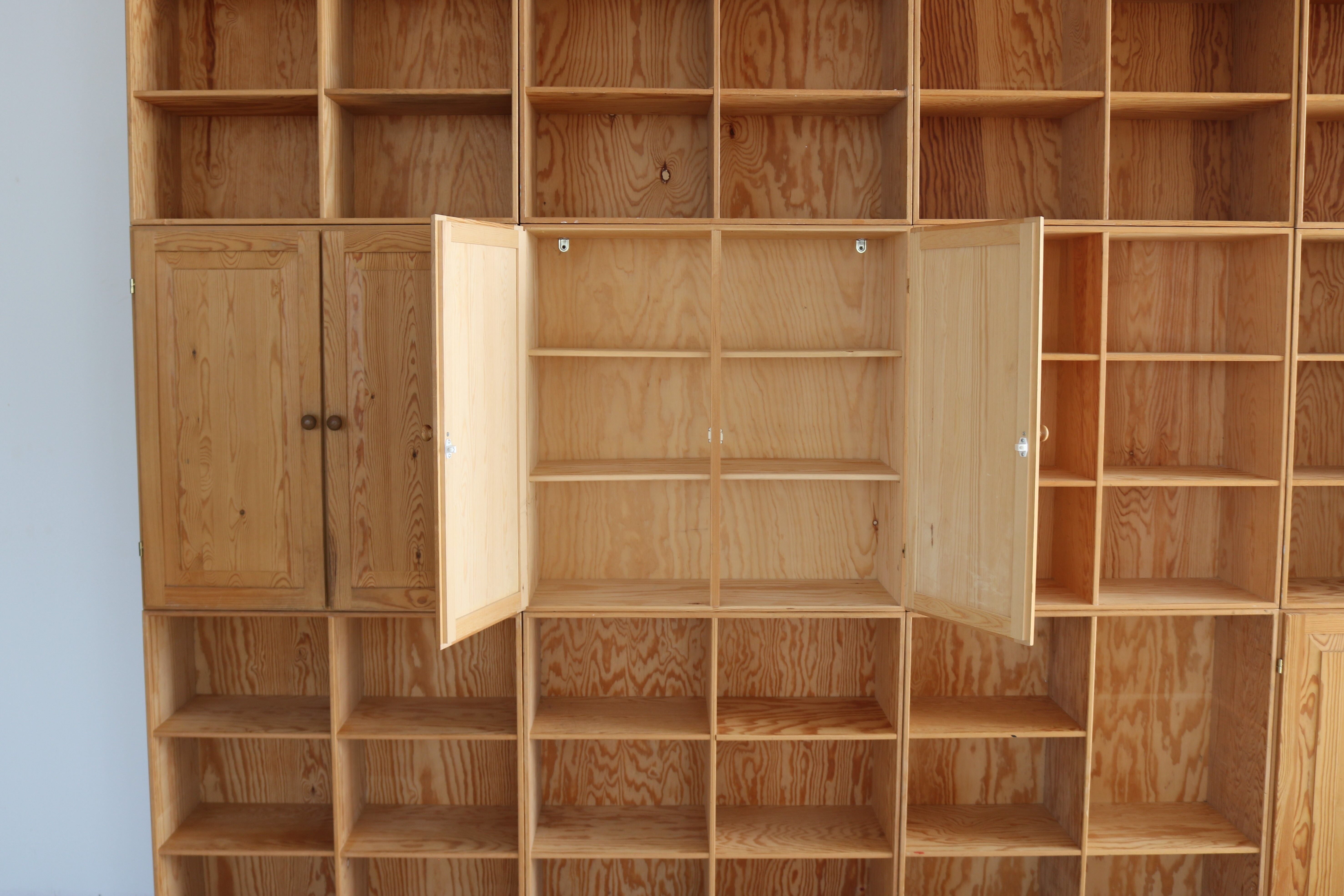 Set of 8 vintage modular cabinets