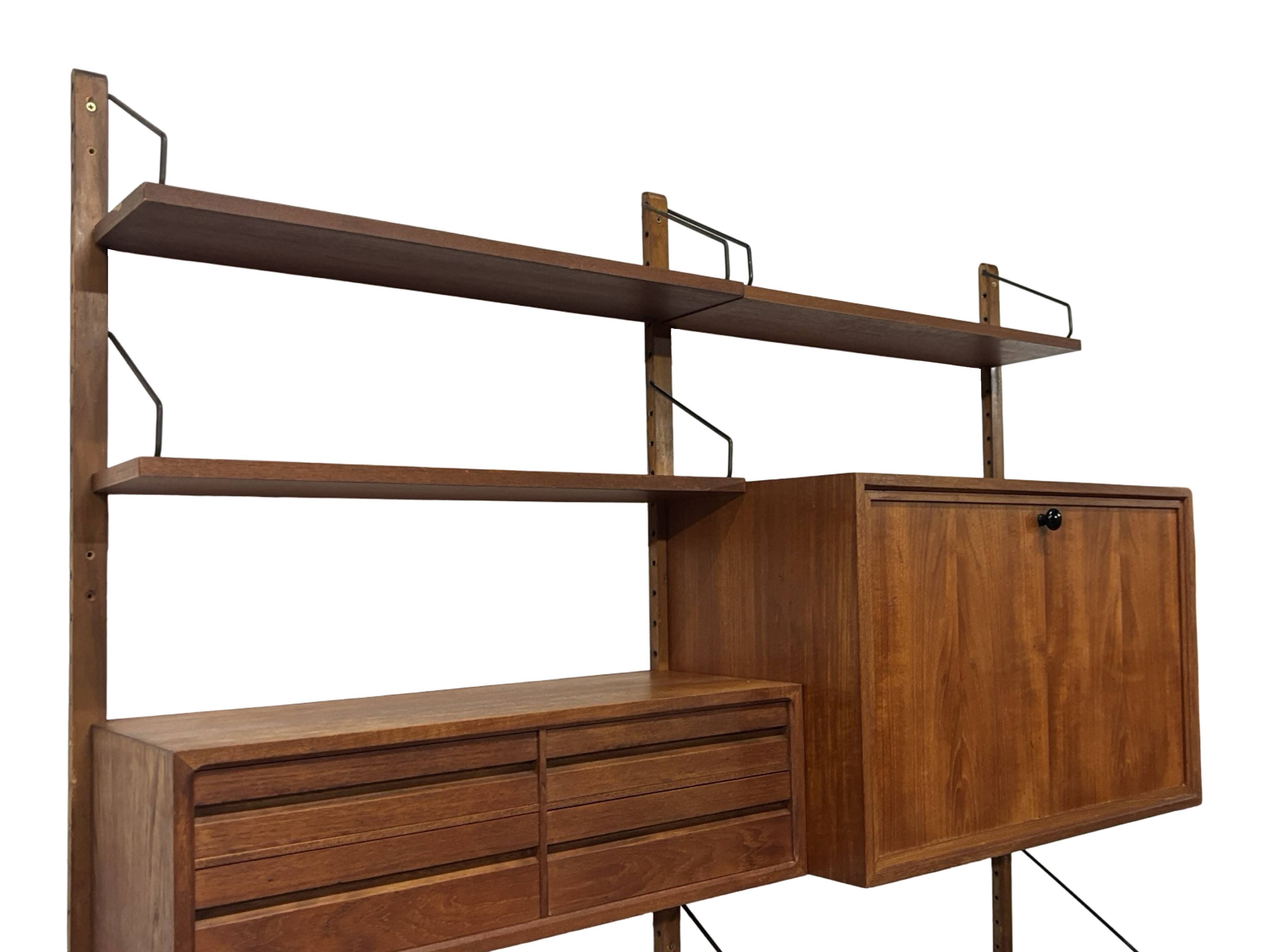 Vintage Poul Cadovius Royal System wall system wall unit