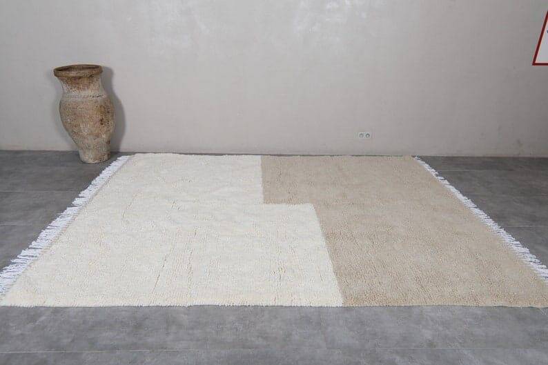 Handmade natural wool rug size 250x250 cm