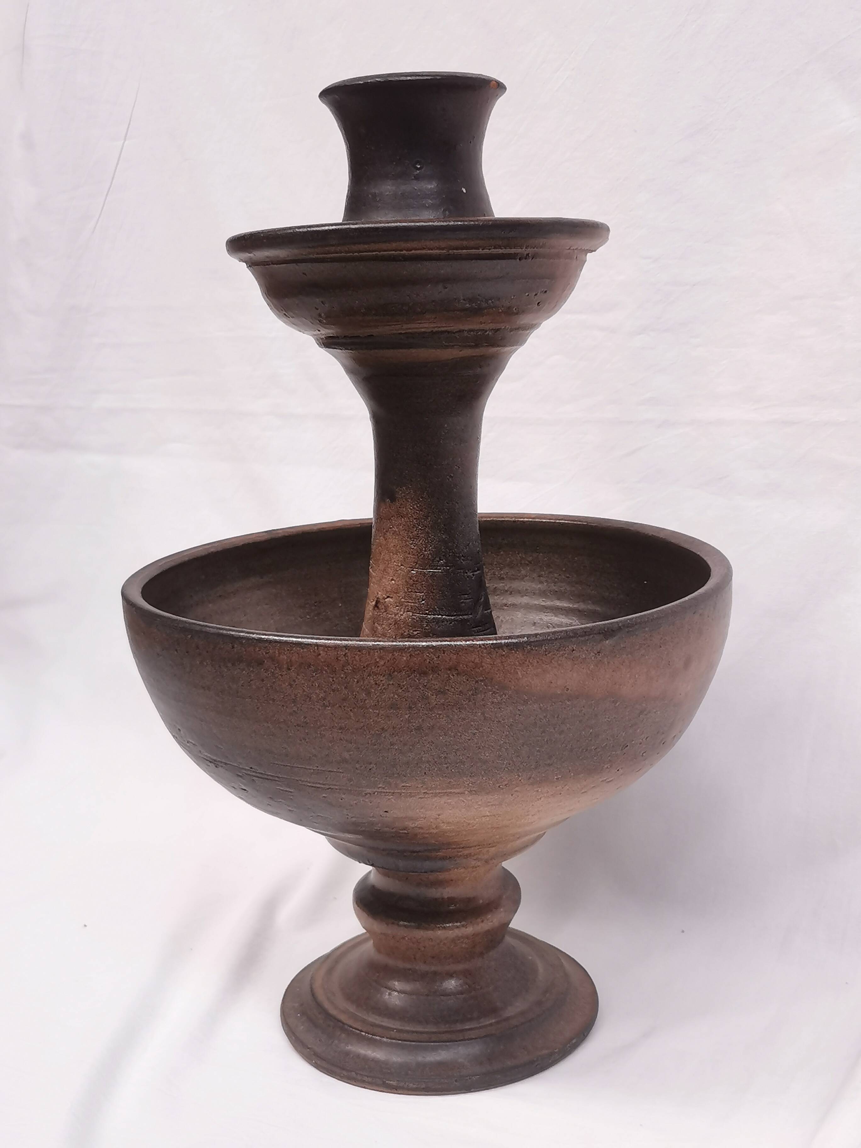 Grand bougeoir / fontaine , céramique signée jean marais