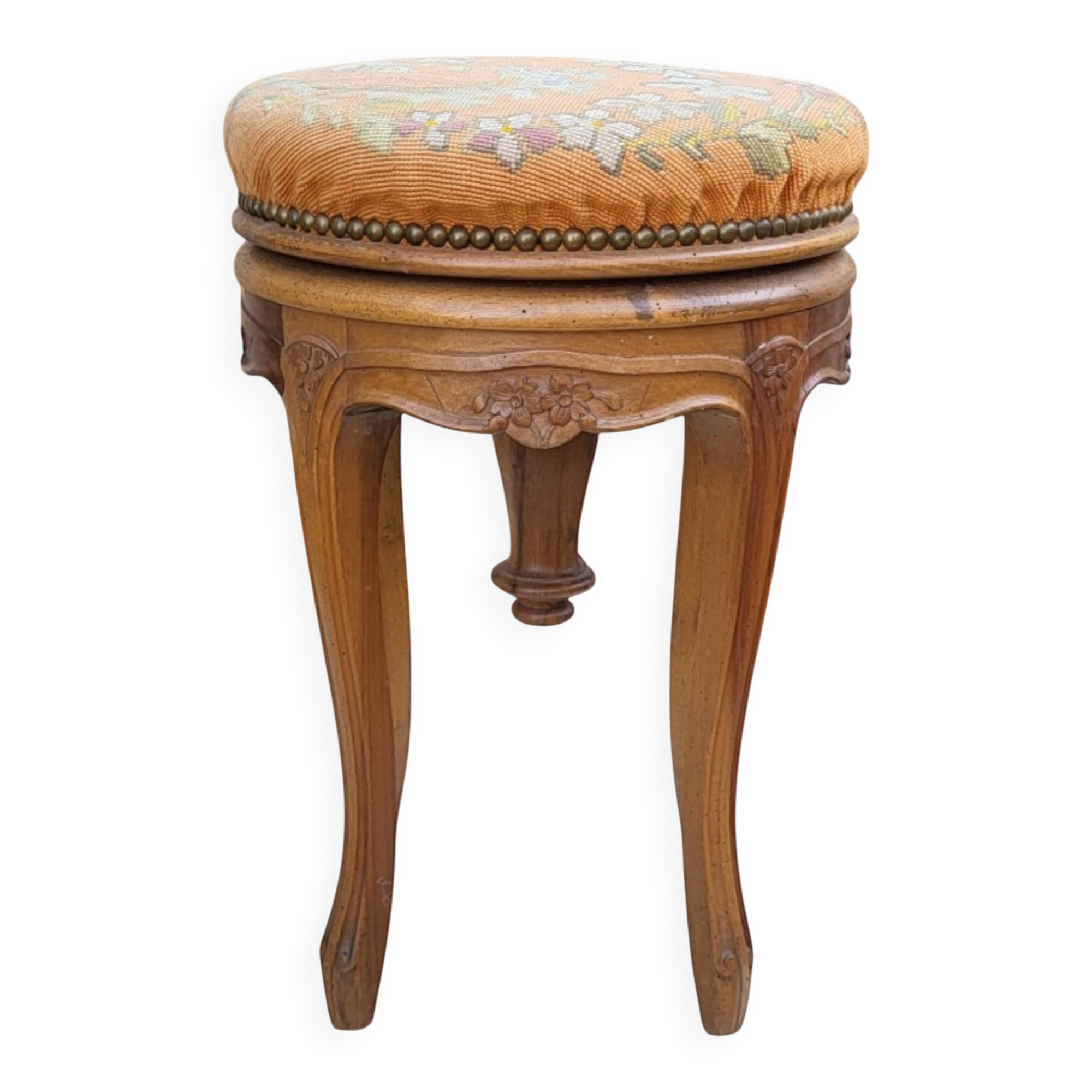Swivel piano stool with screw, Louis XV style, in walnut.