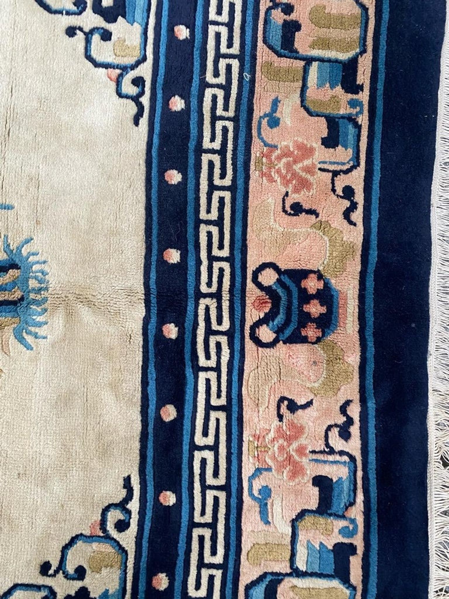 Tapis carré vintage Art Déco de Pékin Chine