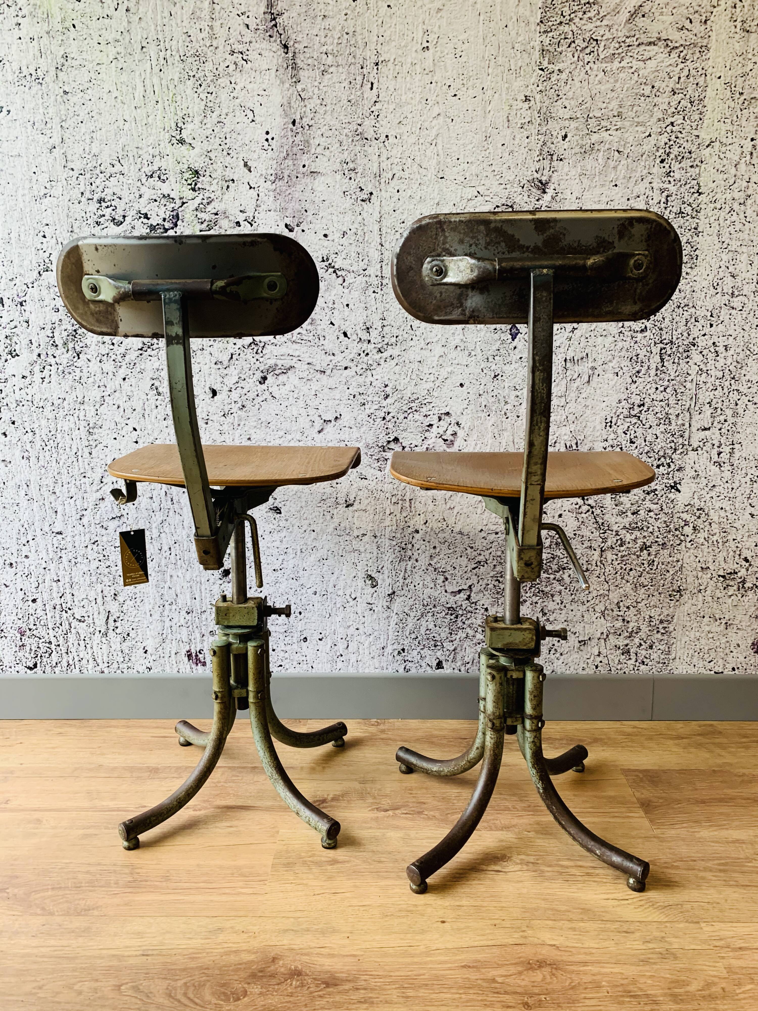 Biénaise industrial chairs