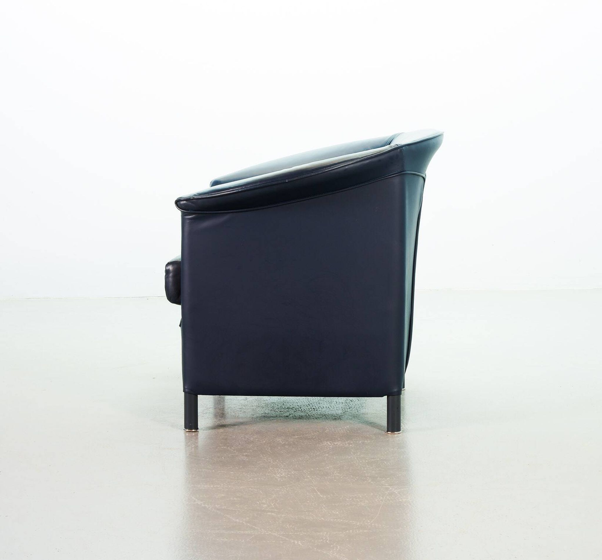 Wittmann Petrol Soft Leather Club Chair Model Aura  Designed by Paolo Piva