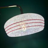 Applique coudée abat-jour vintage en verre de clichy blanc liserés rouges