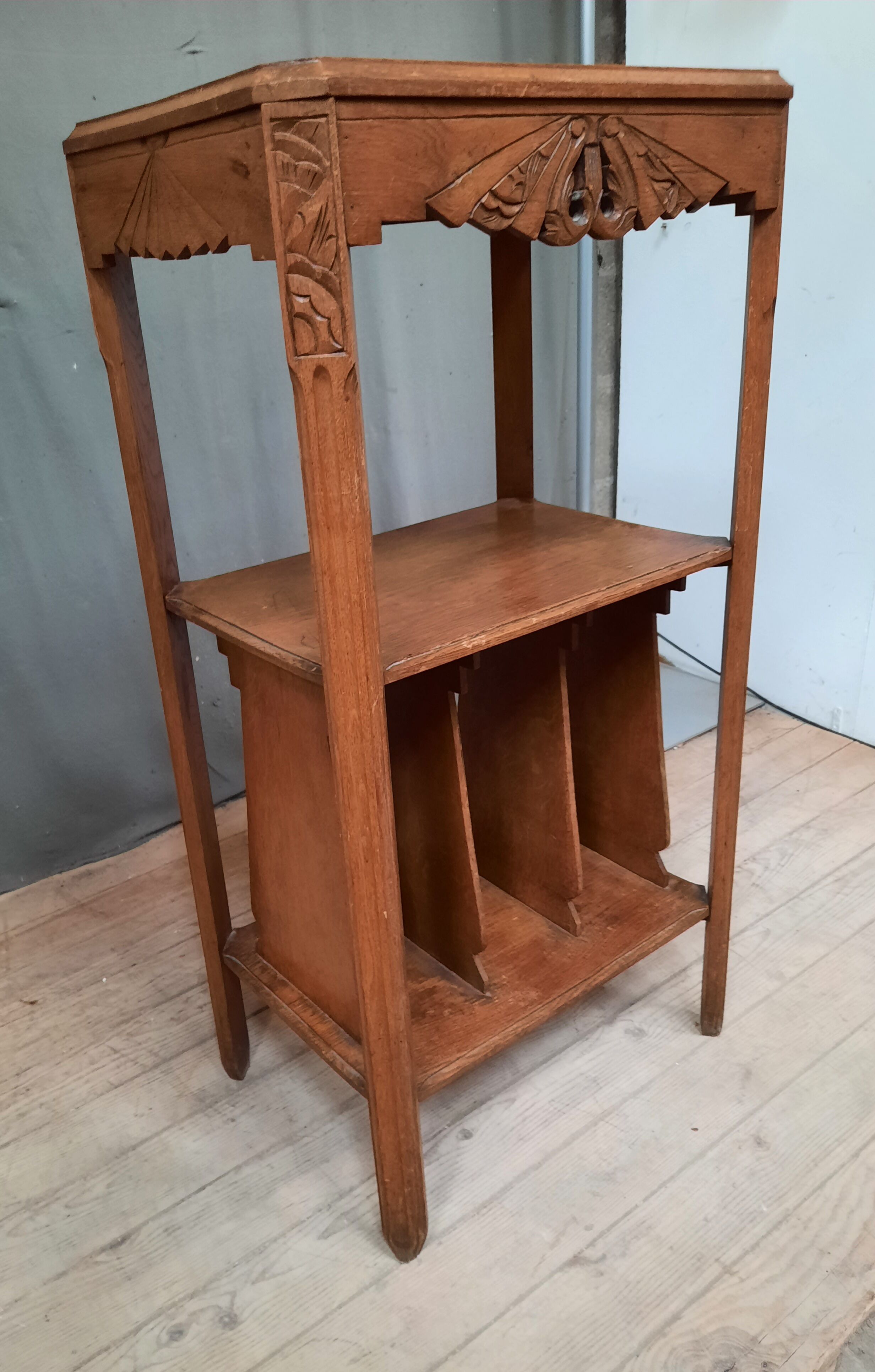 Meuble à musique art deco