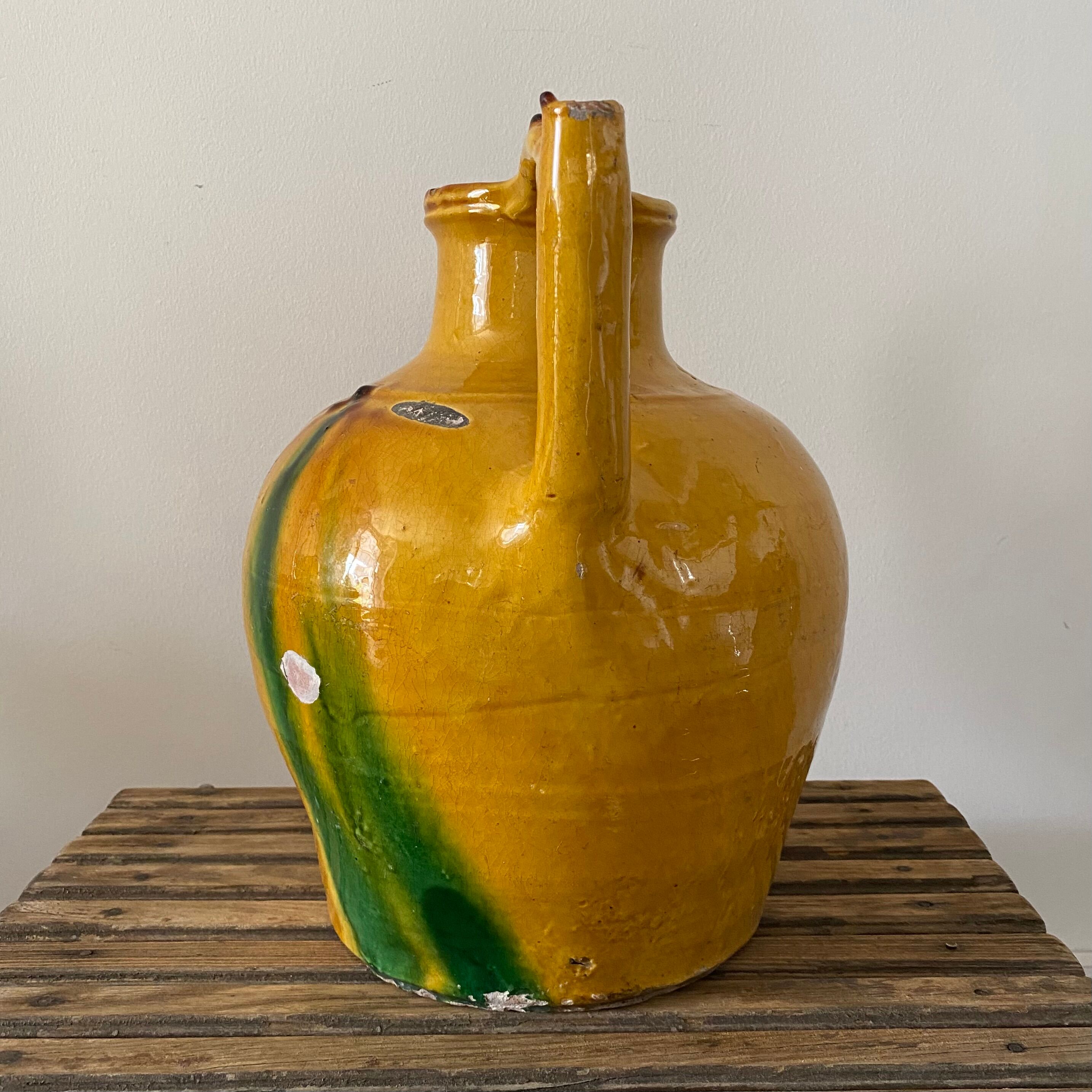 Yellow and green orjol