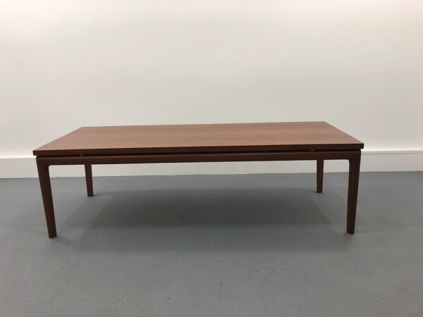 Table basse par Ole Wanscher pour France & Søn, années 1960