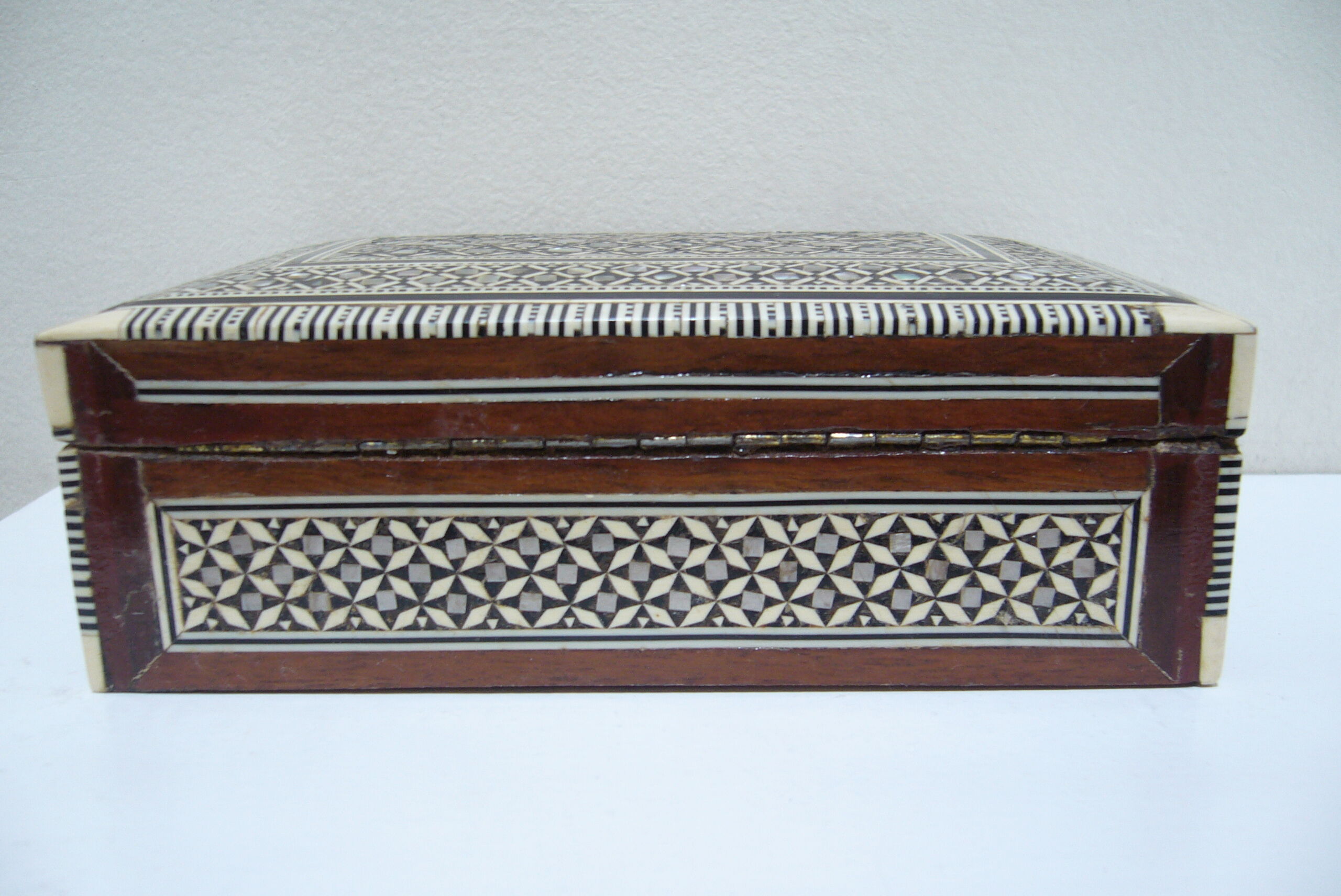 Oriental-style mother-of-pearl wooden box