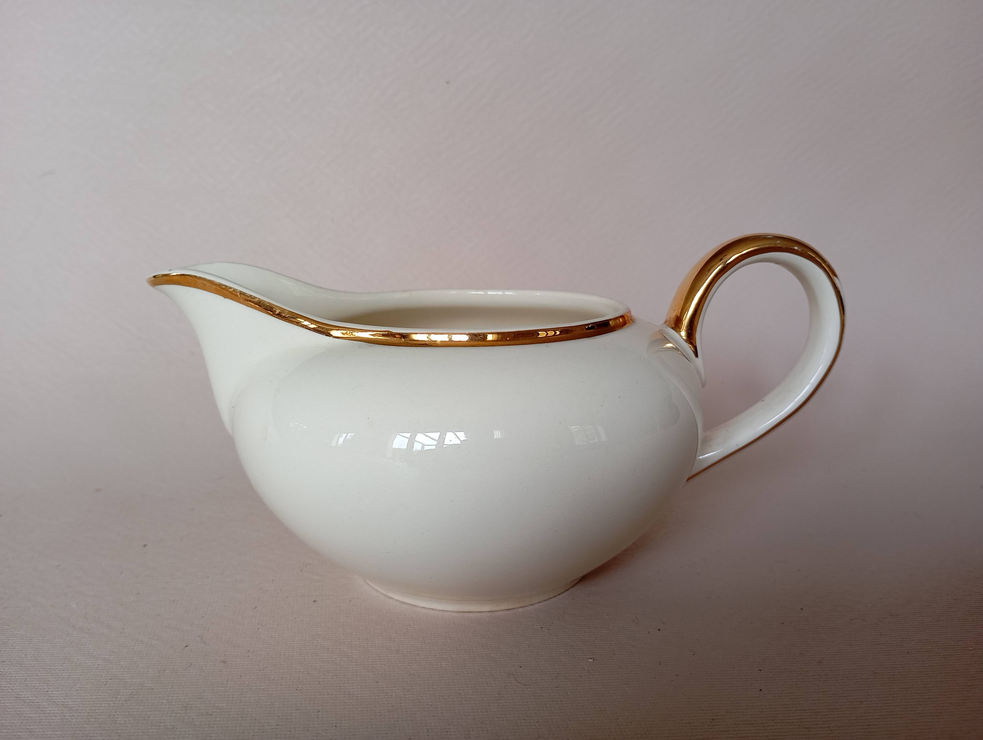 Villeroy & Boch "Biarritz" cream and sugar bowl