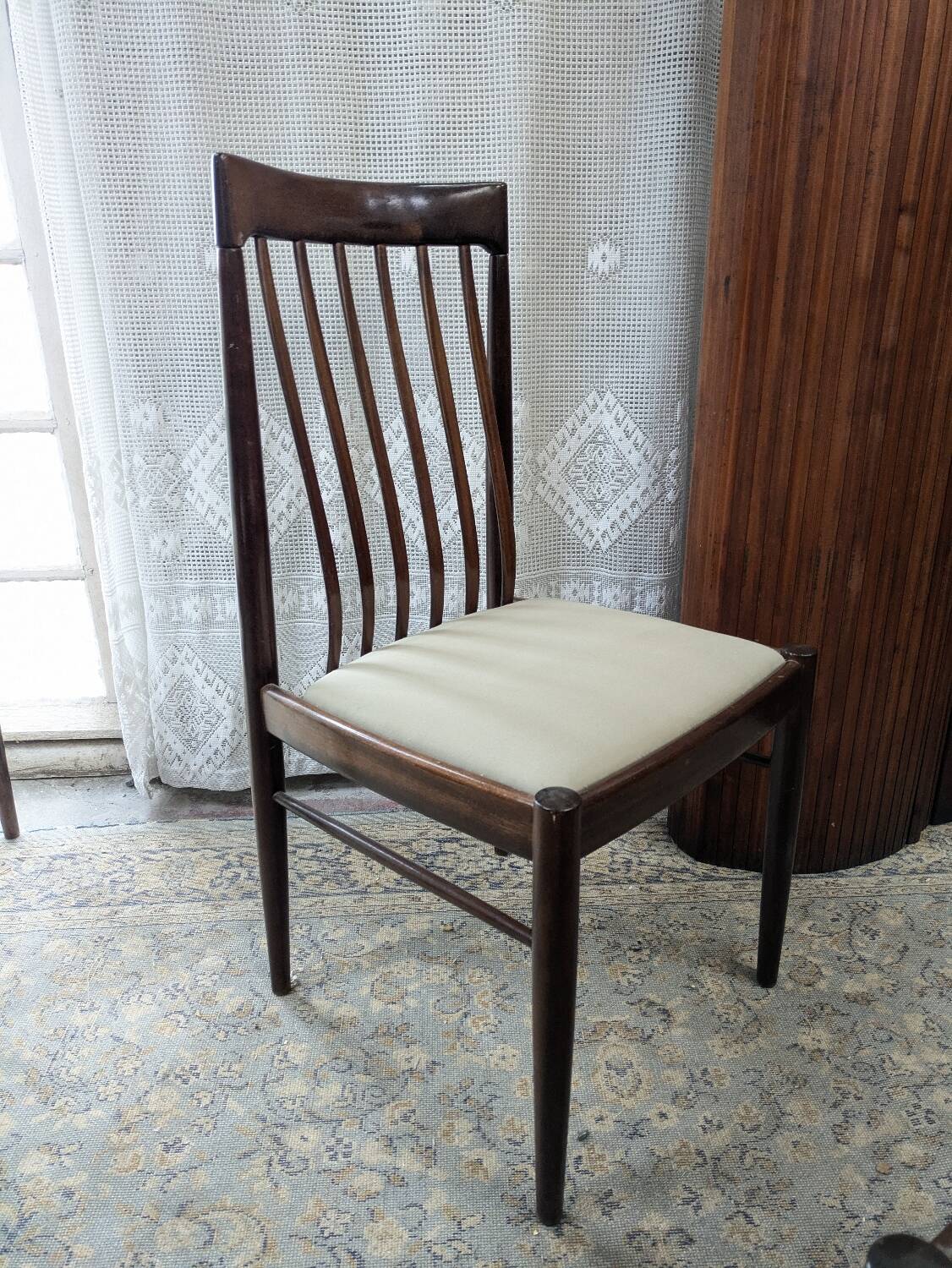 4 H.W. Klein Bramin chairs