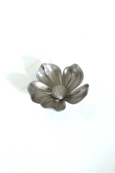 Cendrier fleur