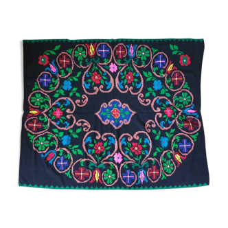 Romanian handwoven wool carpet with floral design, 155x200cm