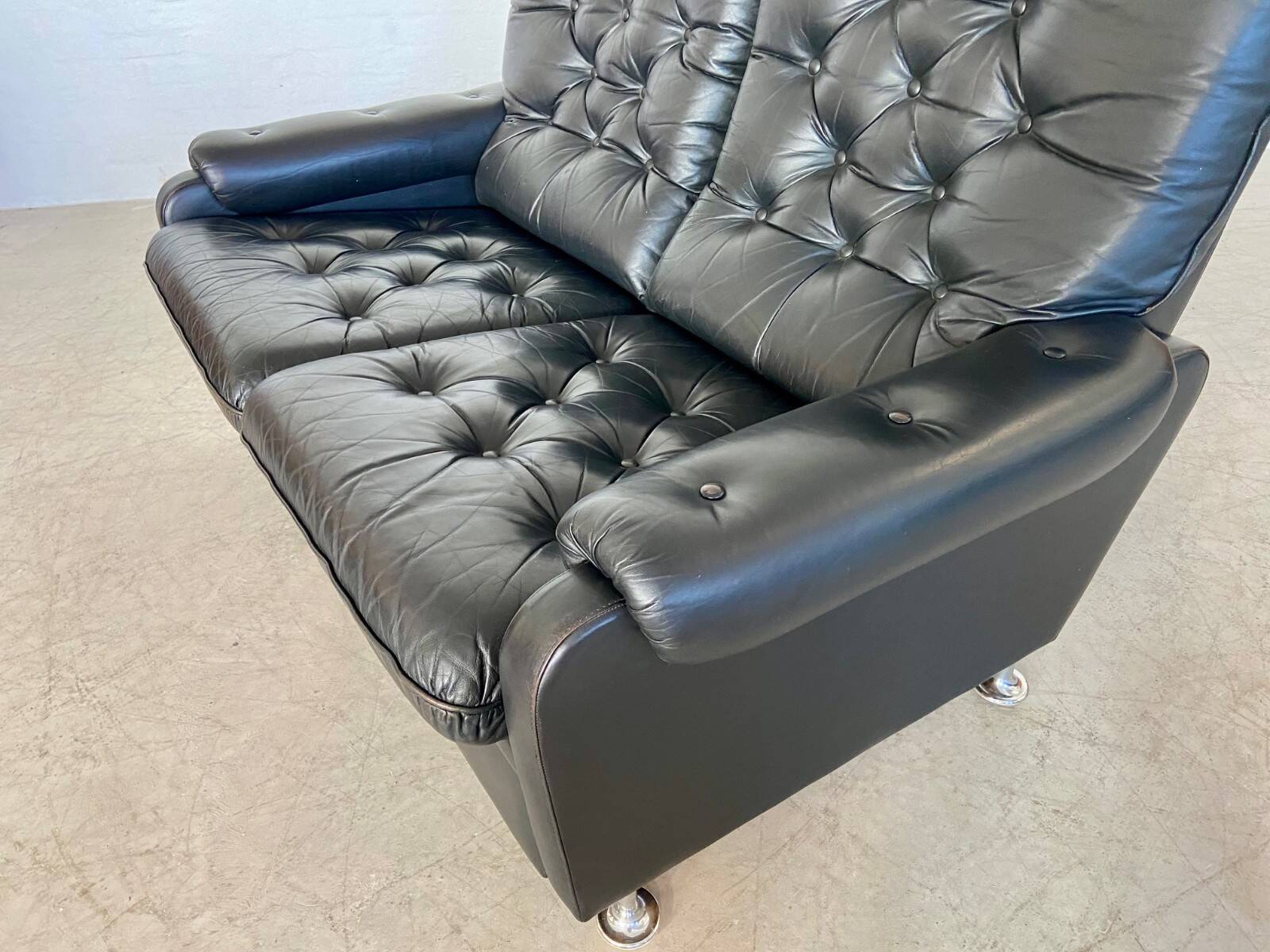 Canapé vintage danois rétro 2 places en cuir noir capitonné, années 1970