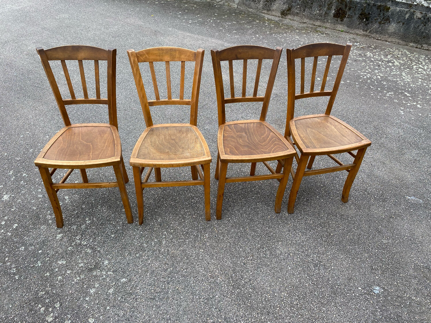 Set de 4 chaises en hêtre bistrot