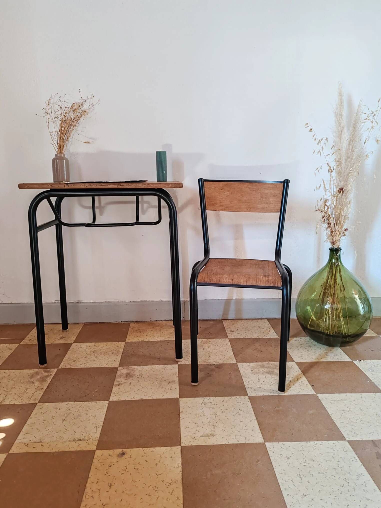 School desk and chair set