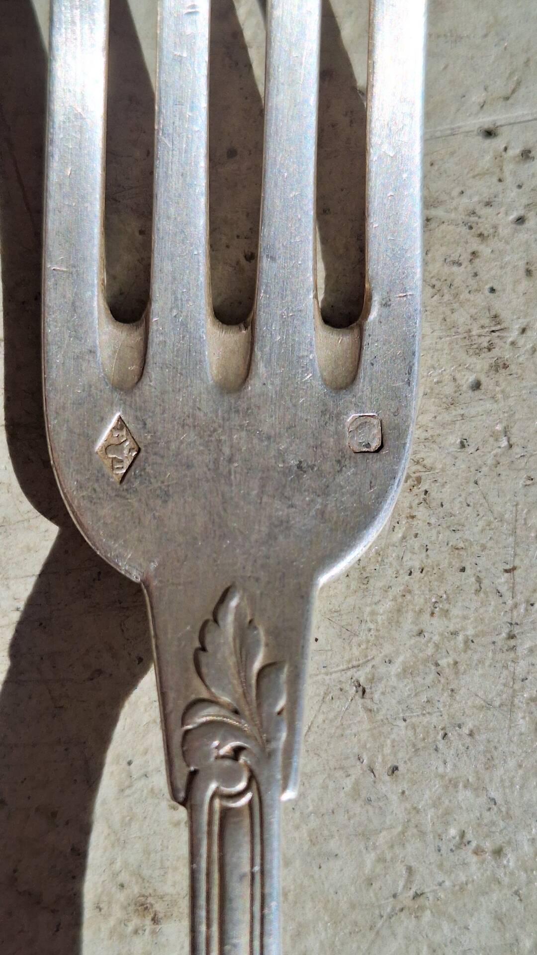 Fourchette de table en argent massif orfèvre Paul Devaux
