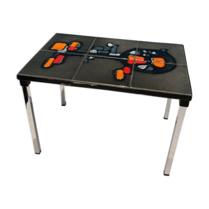 table en céramique signée