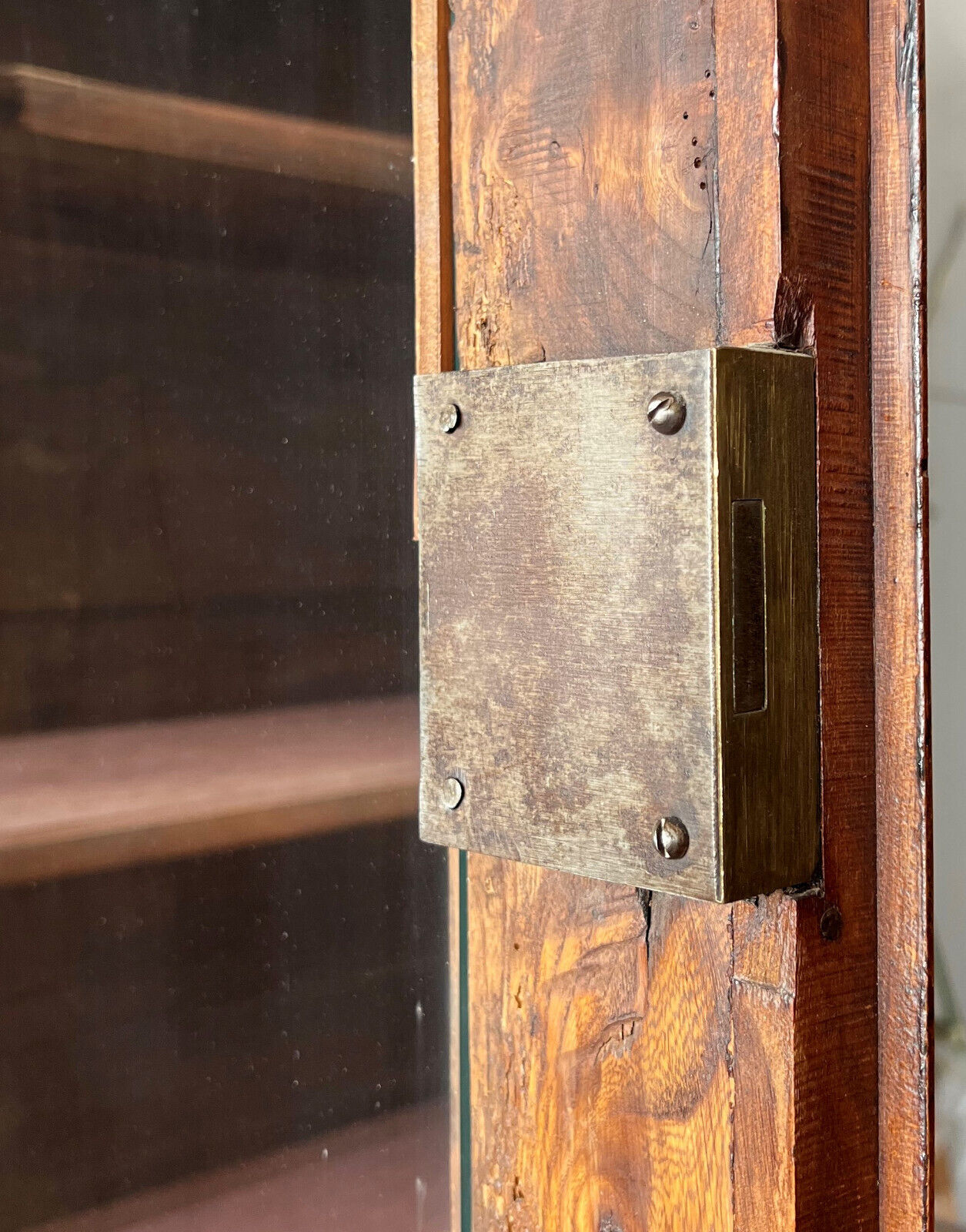 Louis Philippe era library in ash around 1830