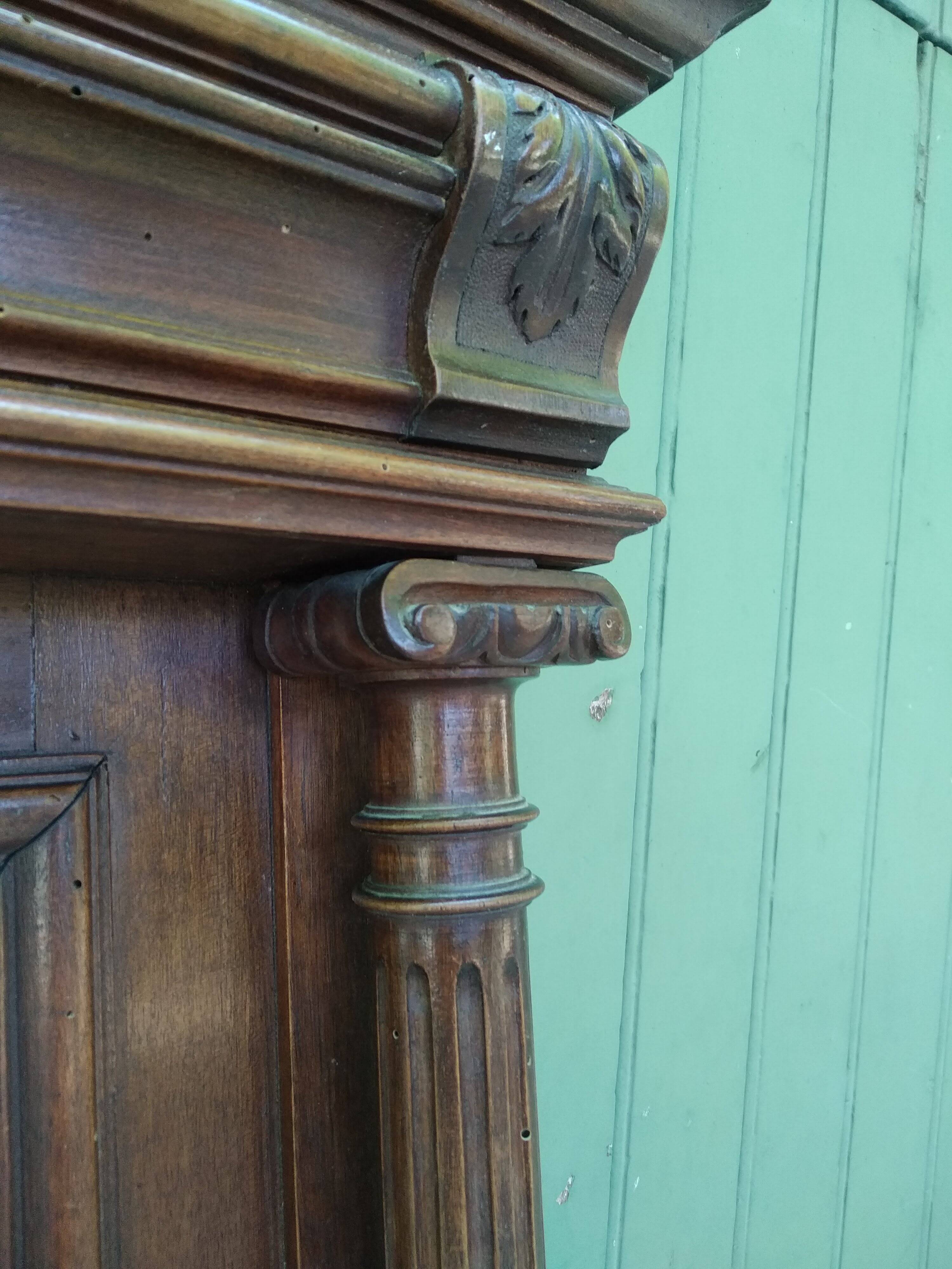 Grand miroir en bois sculpté XIX . 190 X 108 cm