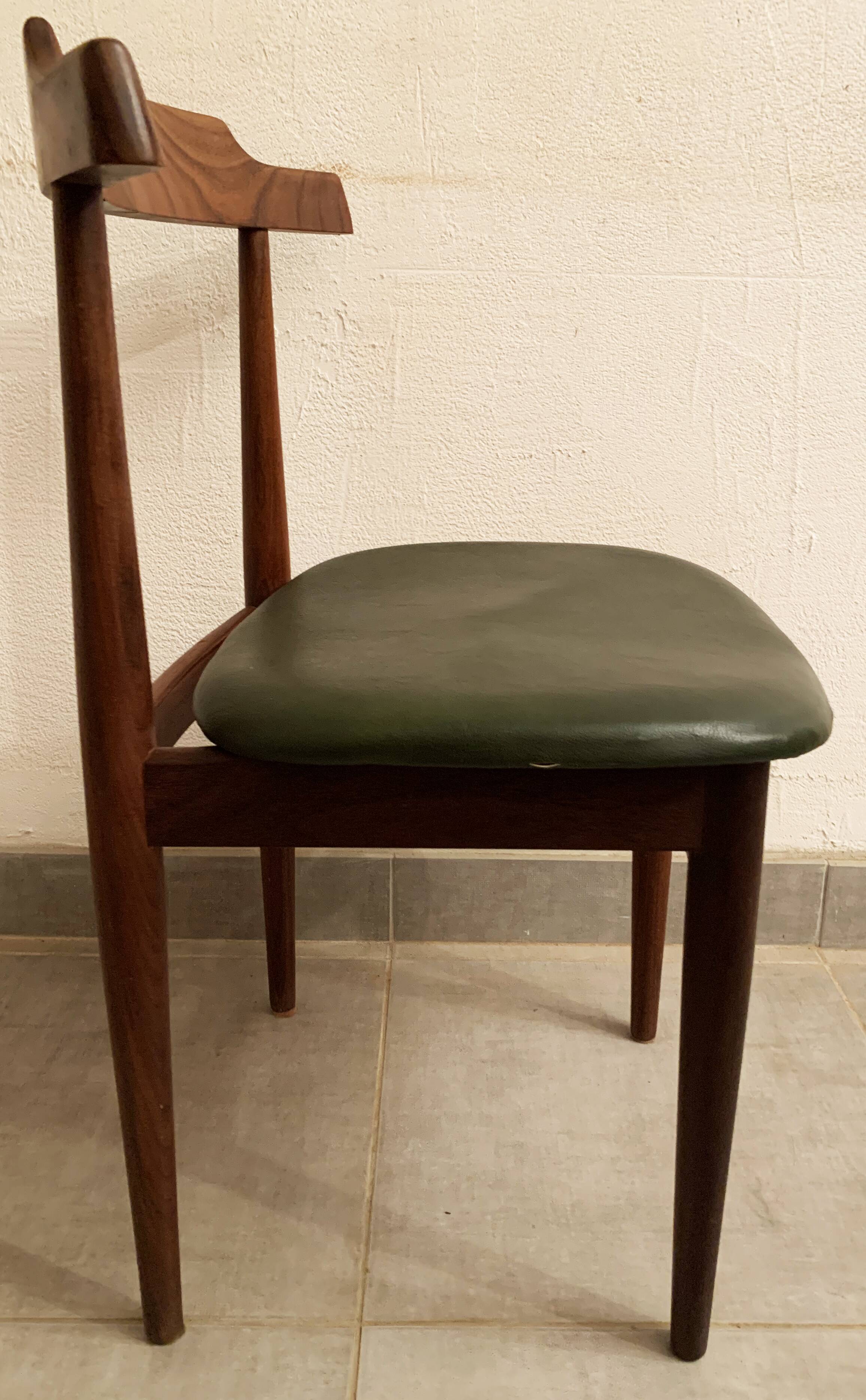 Ensemble de 6 chaises danoises de Hans Olsen pour le fabricant Frem Røjle