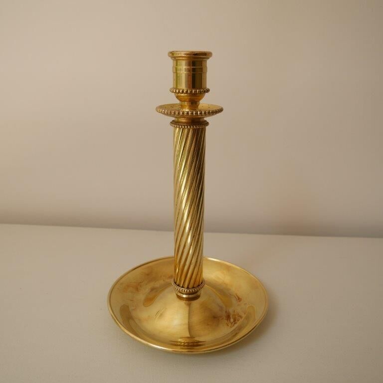 Brass candle holder, twisted effect
