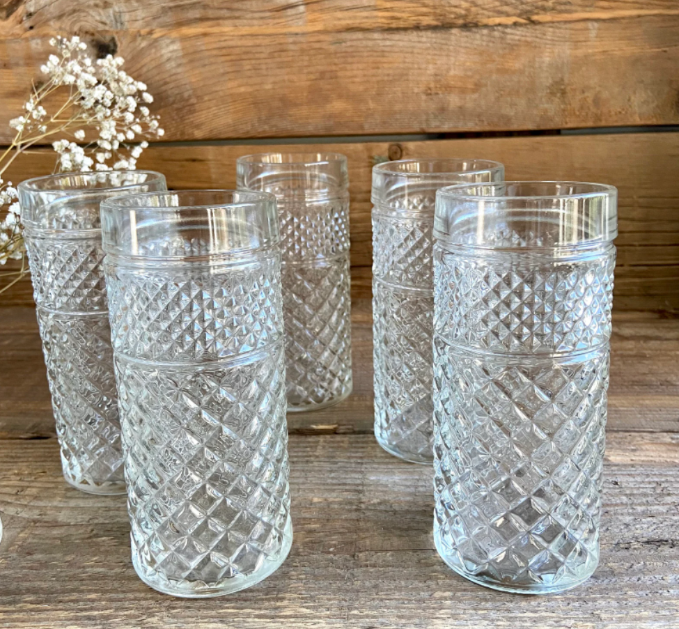 Set of 6 vintage glasses