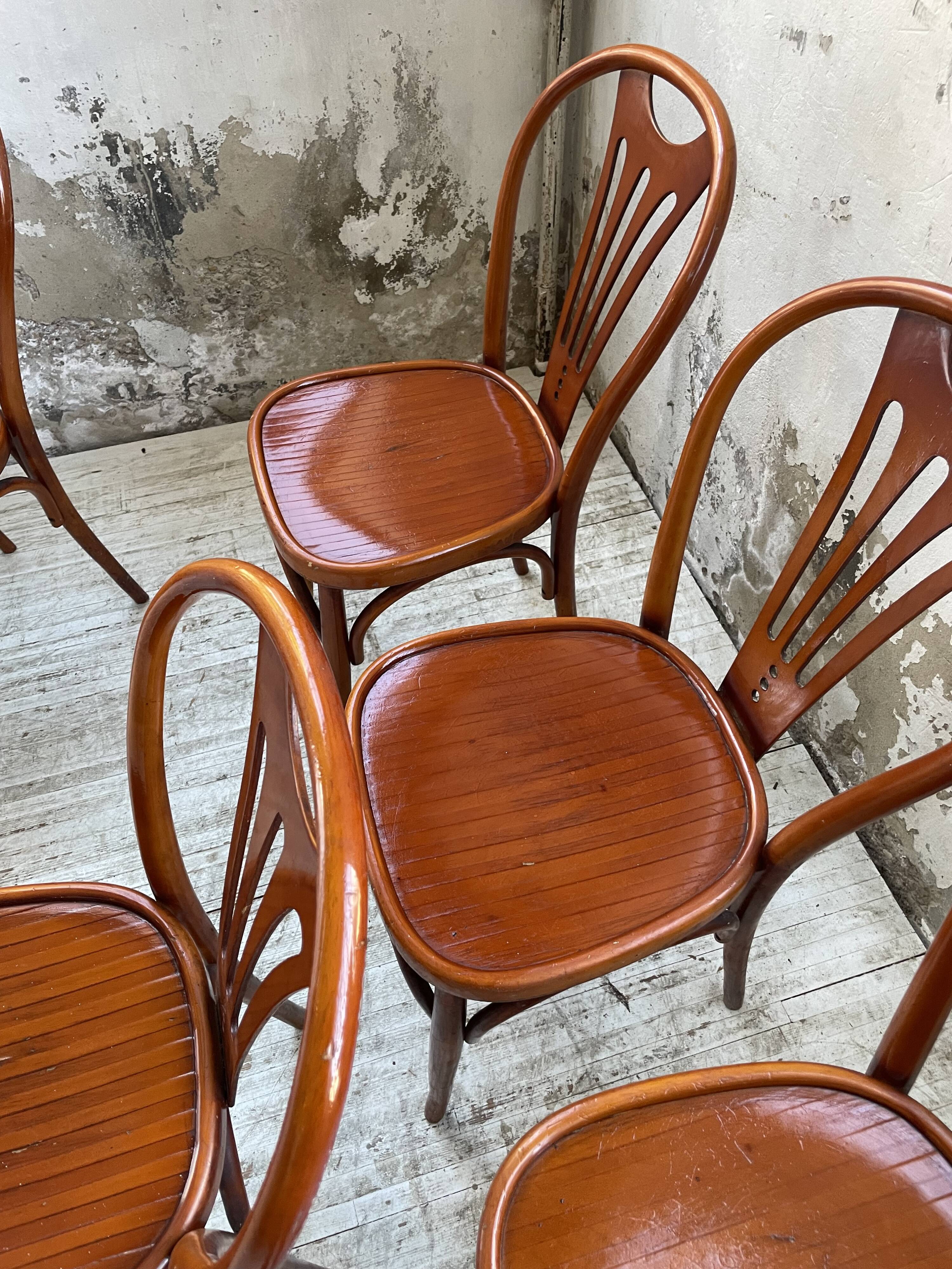 6 bistro chairs