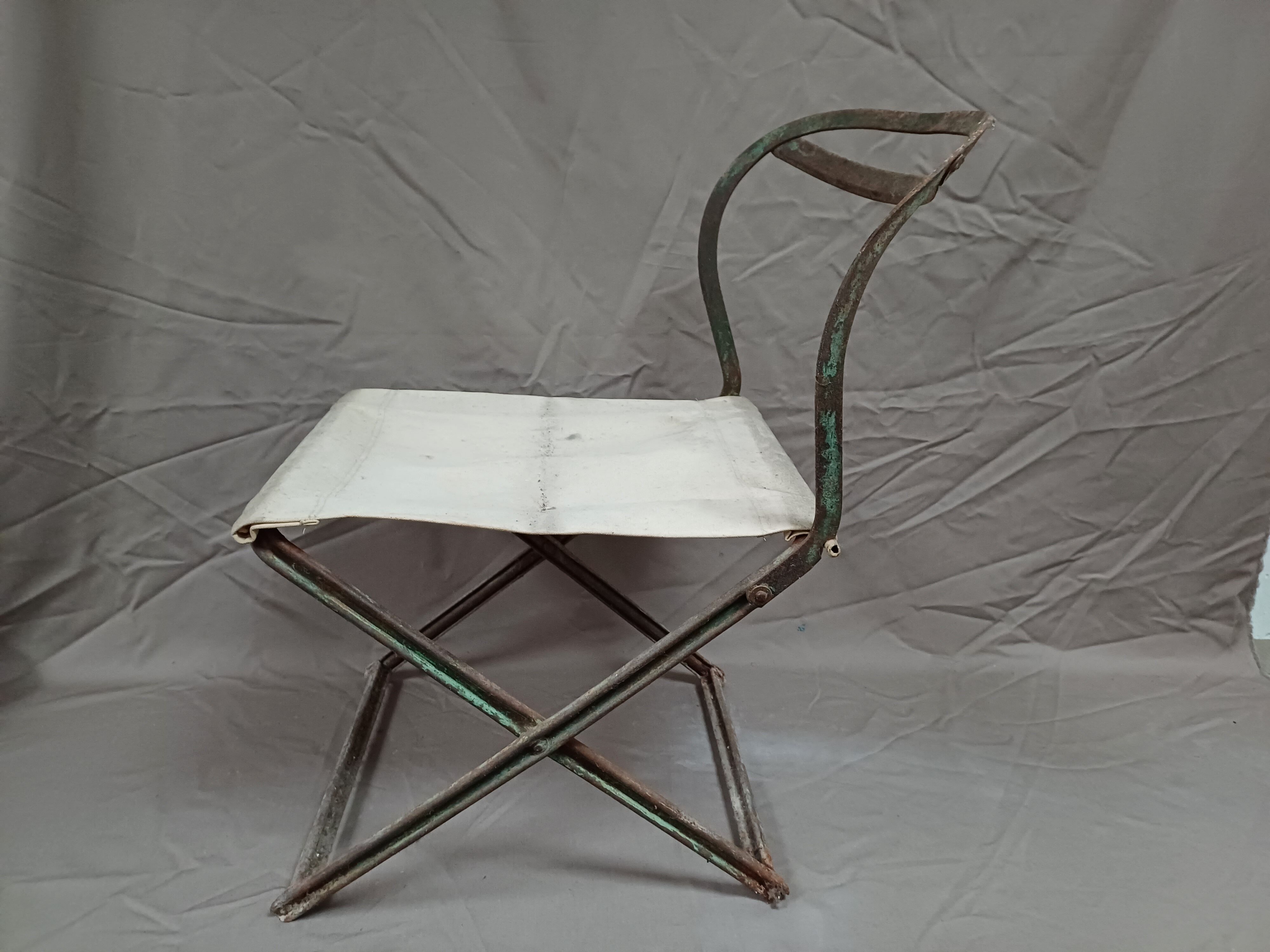 Chaise de jardin ancienne basse pliante métal tissus 1900