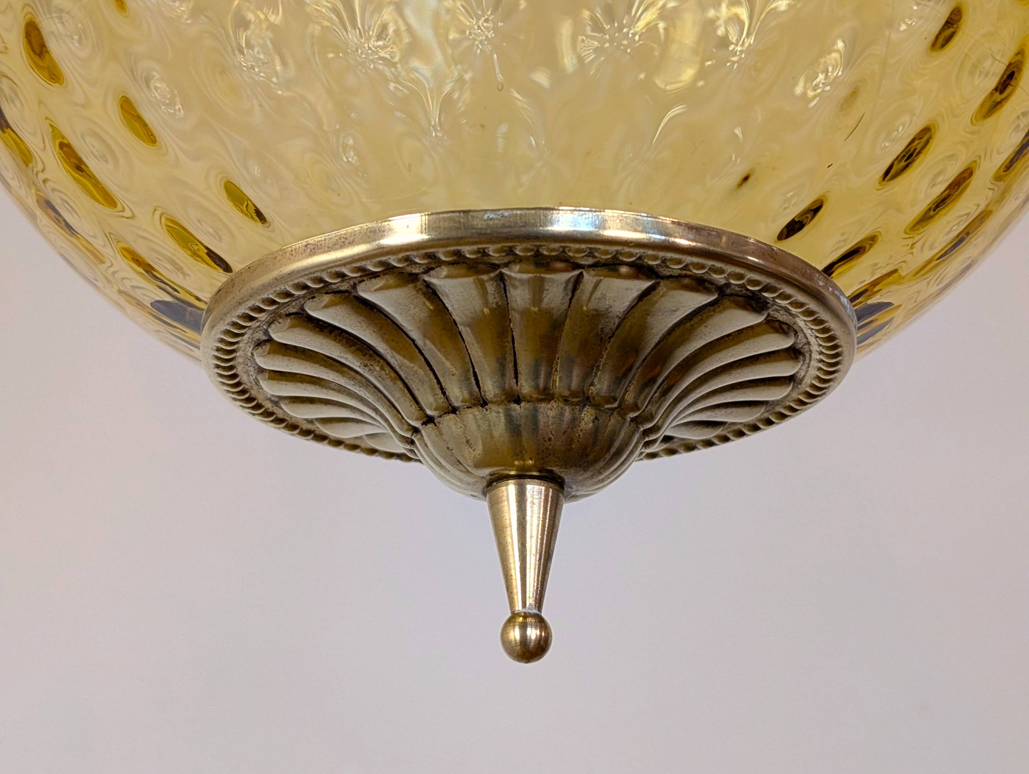 Amber glass pendant light