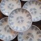 Assiettes à dessert Rivanel en opaline bleue – années 1960