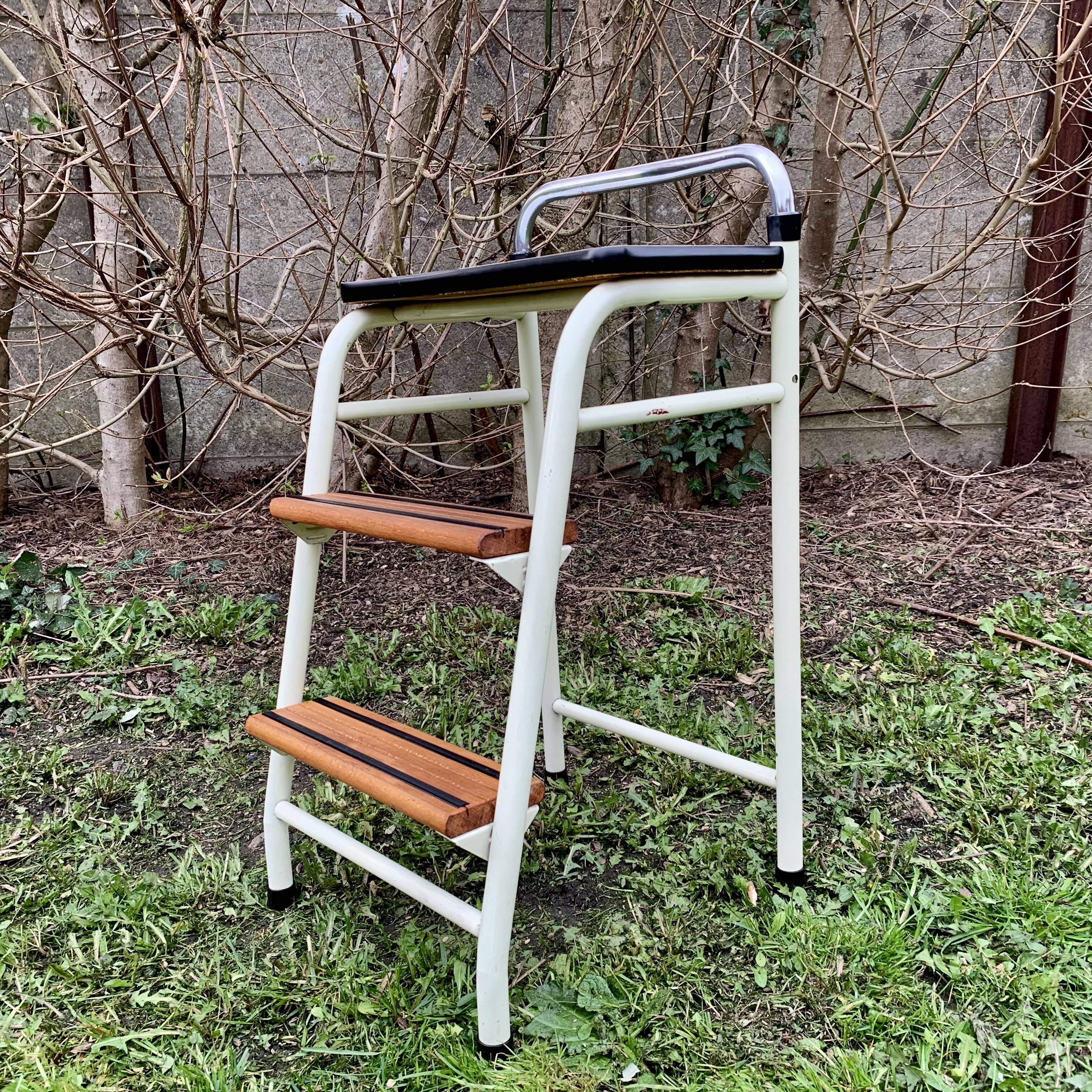 Vintage stepladder in Formica, wood and chromed metal