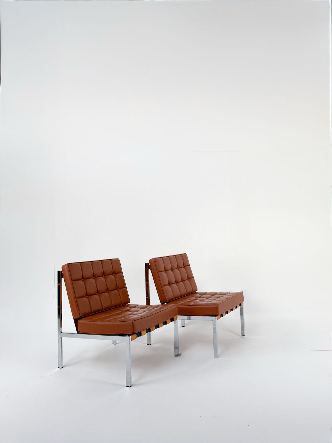 Paire de fauteuils vintage