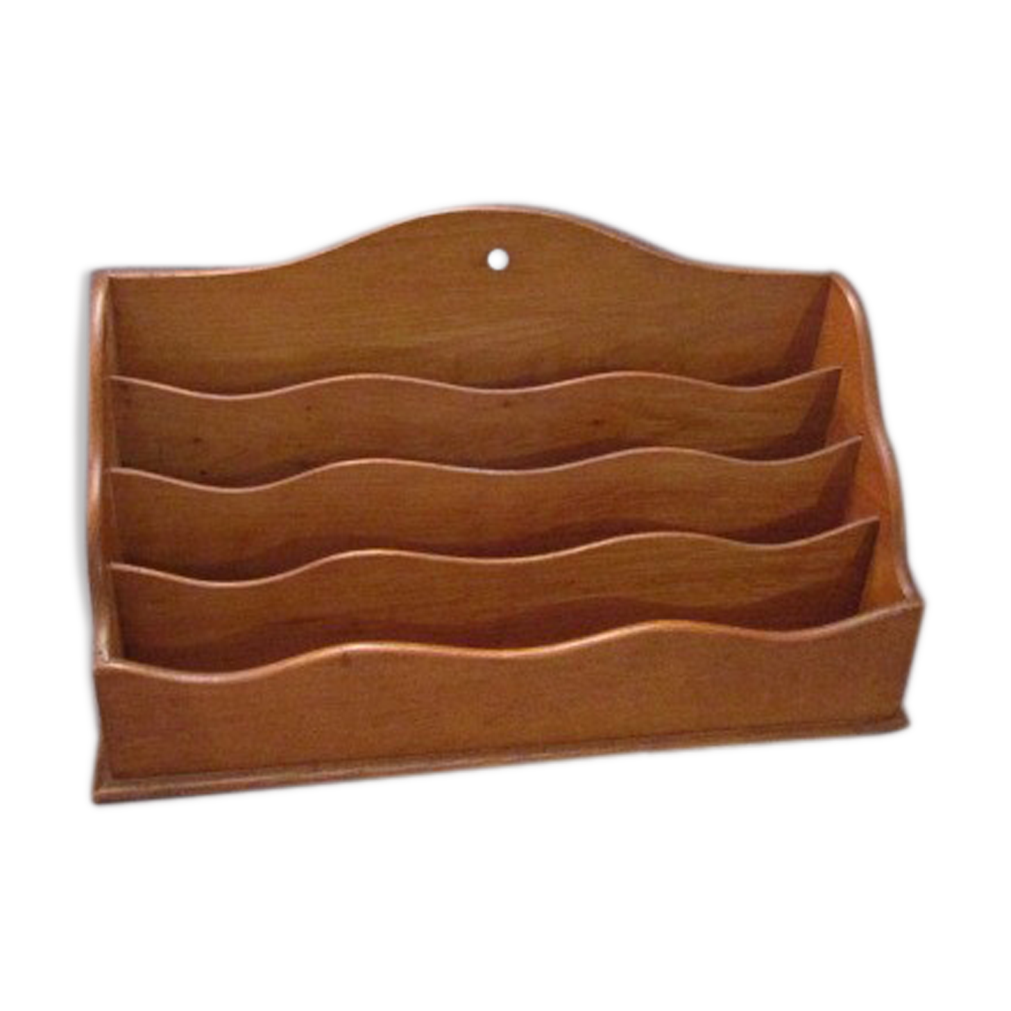 Old letter carrier in chene