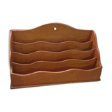 Old letter carrier in chene