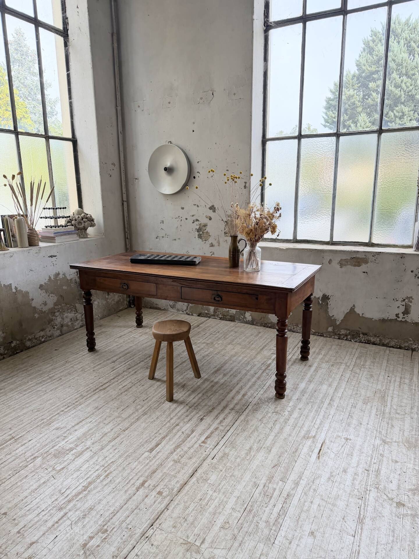 Table de ferme ou table de drapier noyer massif 1900