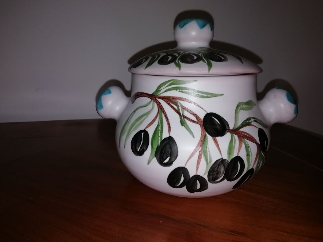 olive pot