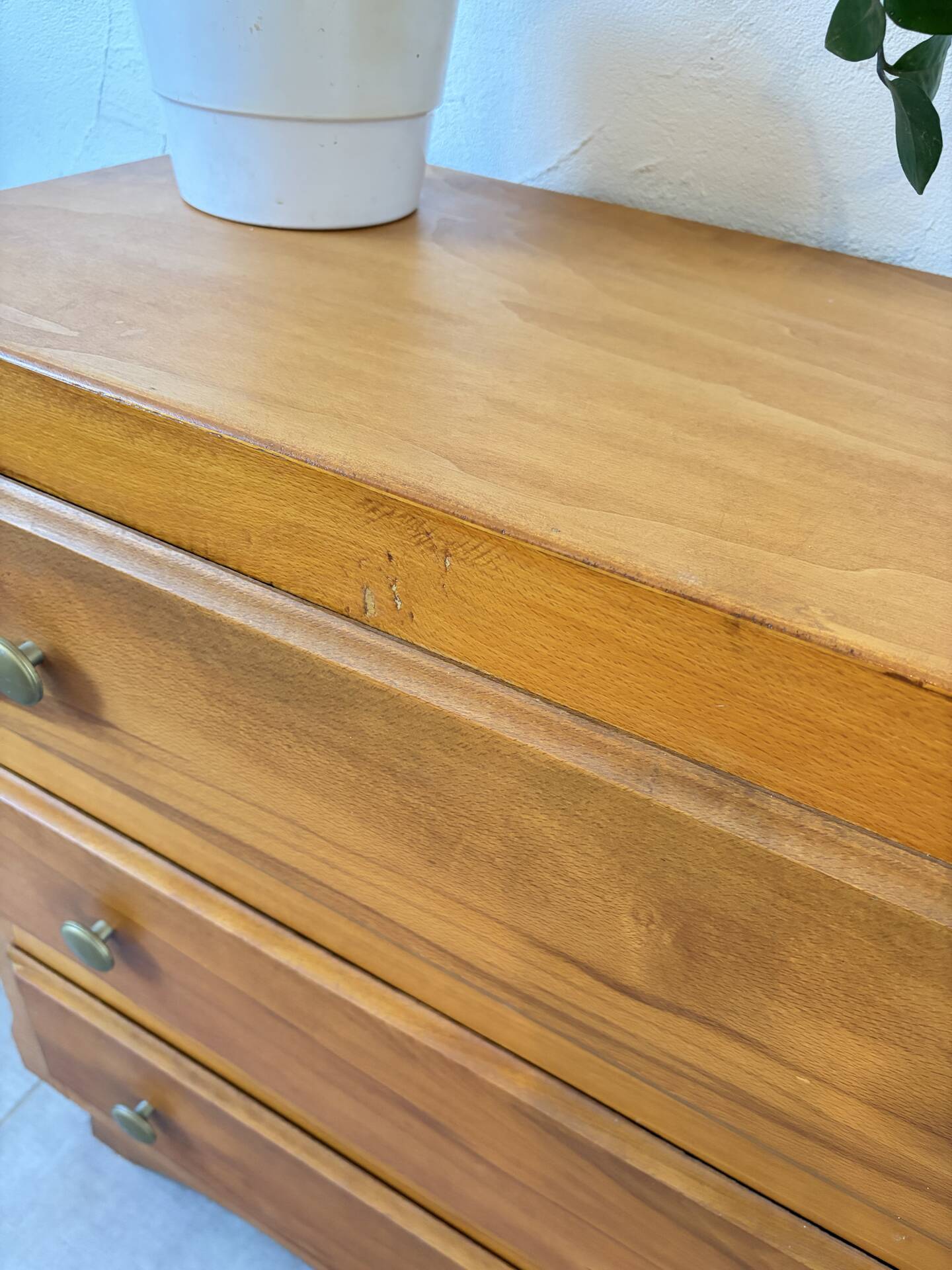 Vintage oak chest of drawers