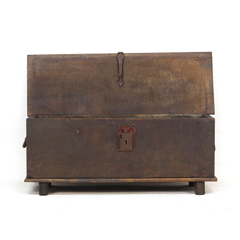 Rustic 18th Century Farmhouse Antique Primitive Six Plank Spanish Chest
