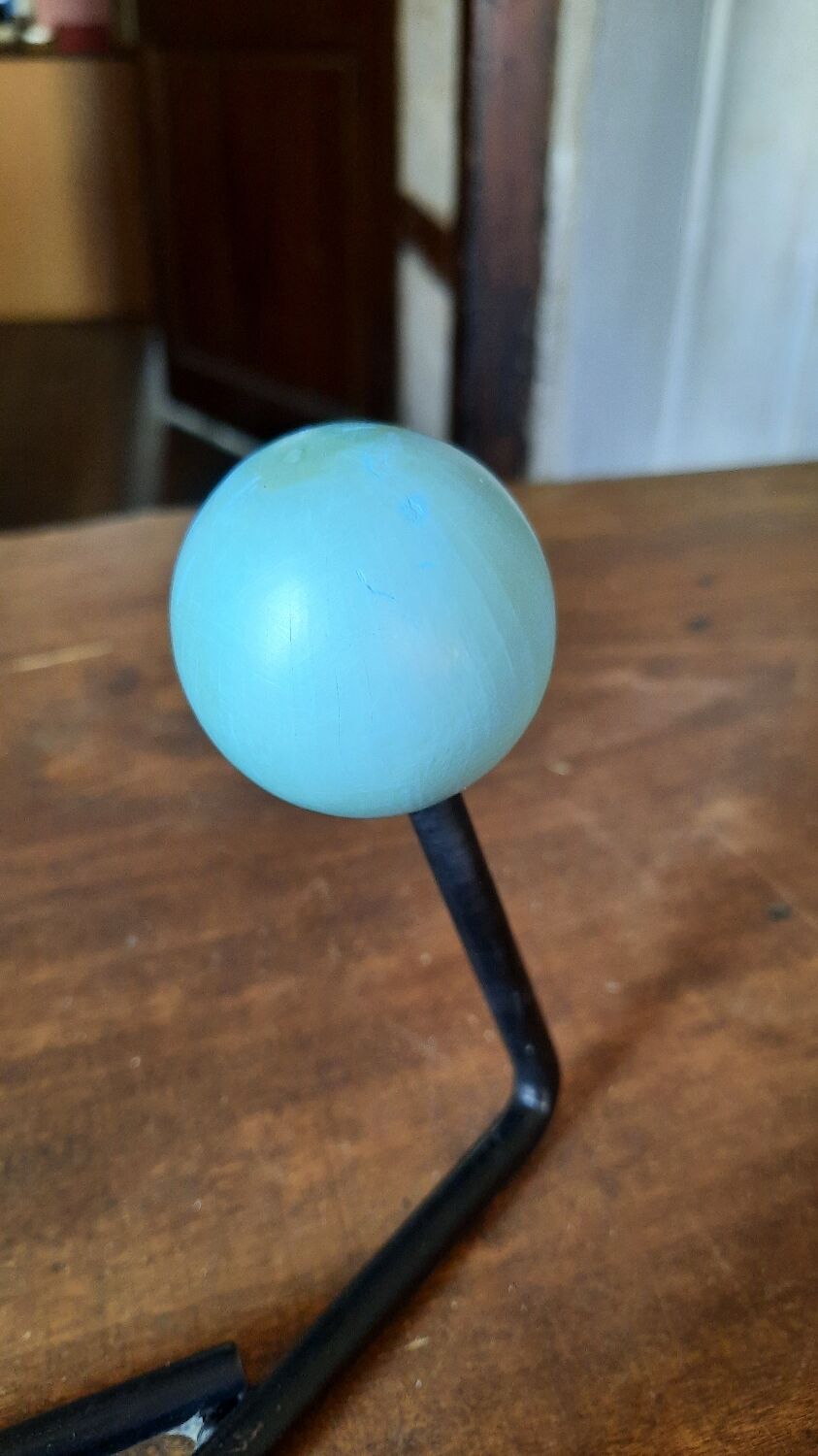 Wall-mounted coat rack 4 balls